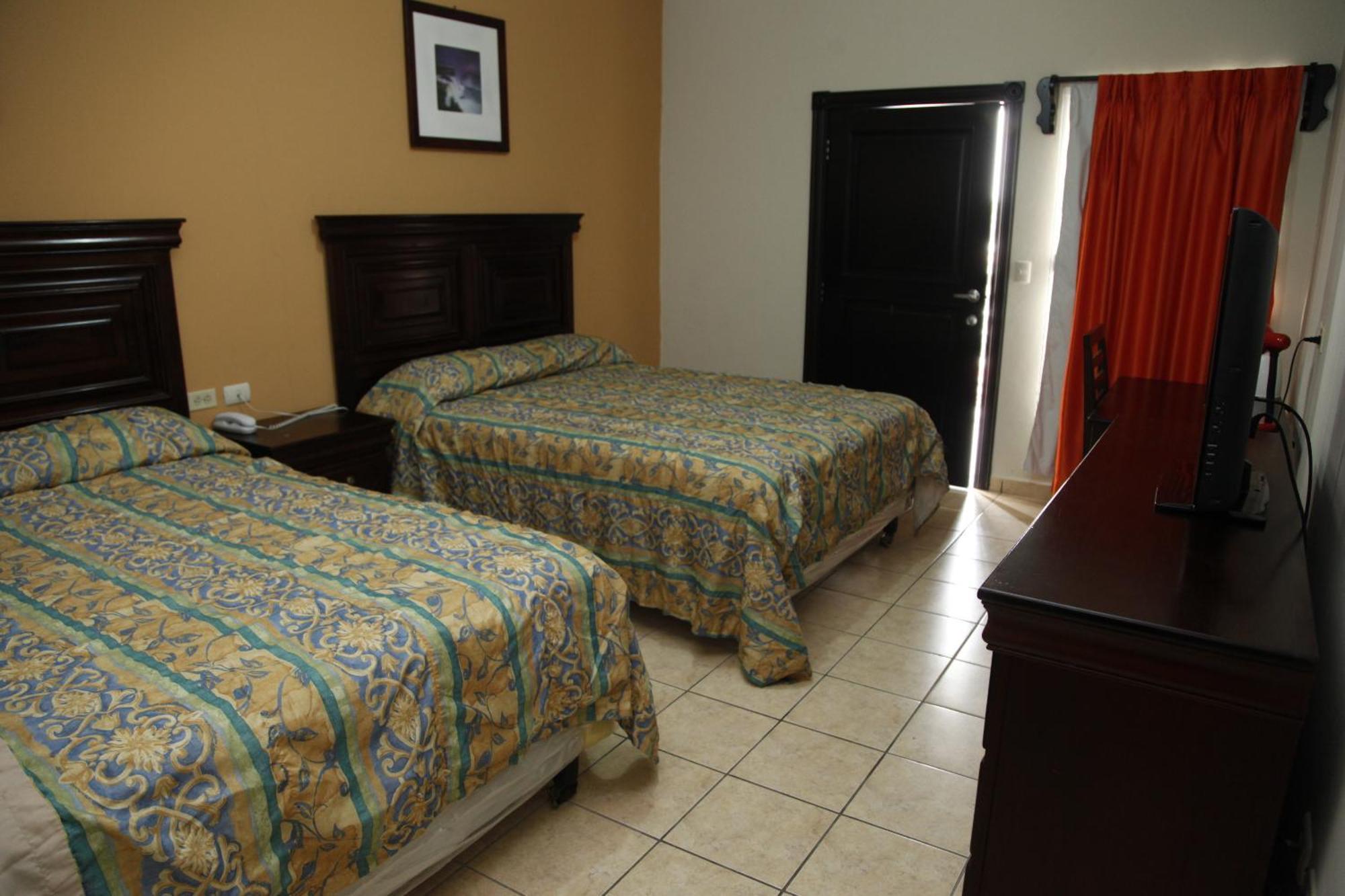 Apart Hotel Pico Bonito Λα Σέιμπα Δωμάτιο φωτογραφία